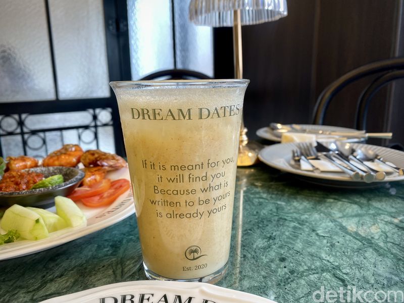 Dream Dates