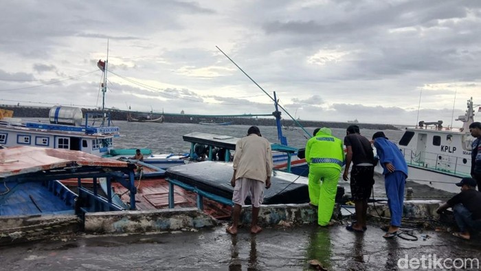 kapal nelayan situbondo