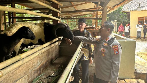 Kapolsek Panongan, Polresta Tangerang, Iptu Hotma Patuang Anggari Manurung