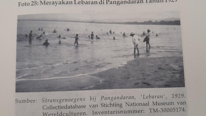 Lebaran tempo dulu di Pangandaran.