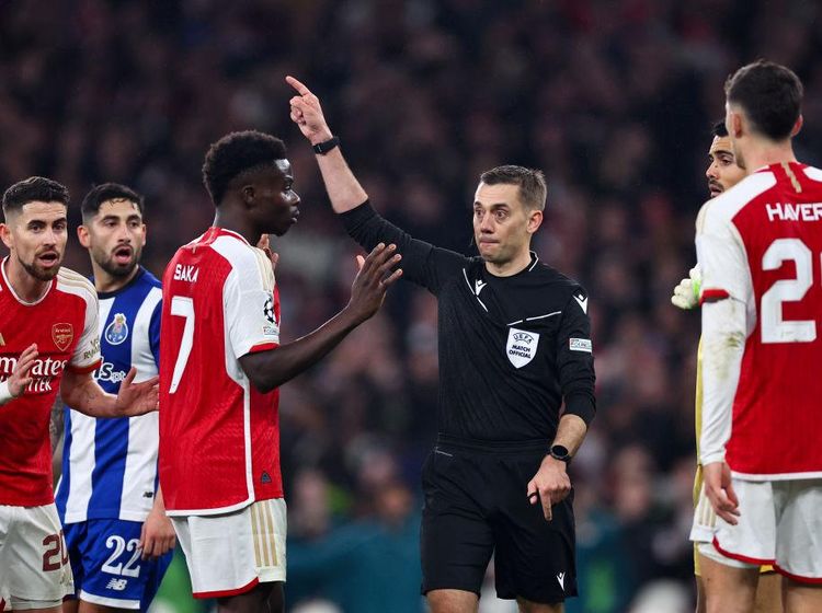 Meme Nepotisme di Laga Arsenal Vs Porto