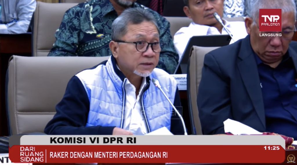 Menteri Perdagangan, Zulkifli Hasan saat memberikan pemaparan di DPR RI. (Tangkapan layar Youtube DPR RI)