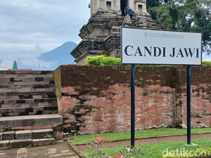 Asyiknya Menunggu Magrib Sambil Meniti Sejarah di Candi Jawi Pasuruan