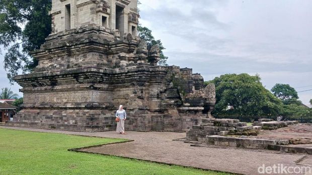 Ngabuburit di Candi Jawi