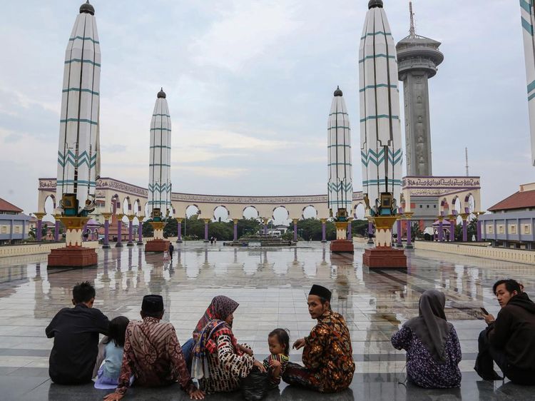 Ngabuburit di Masjid Agung Jawa Tengah, Bisa Lihat Al-Quran Raksasa