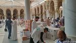Gema Zikir dan Lantunan Ayat Suci saat Ngabuburit di Masjid Nabawi