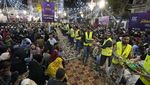 Ramainya Makan Sahur Gratis di Karachi Pakistan