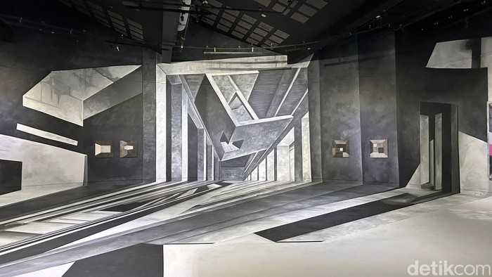Pameran Tunggal Bunga Yuridespita di Komunitas Salihara, Jakarta Selatan.