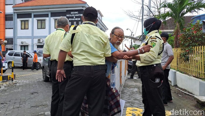 Pasien RSUD Jombang kabur