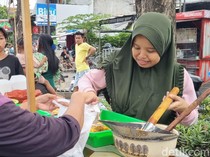 Berkah Ramadan, Kampung Kue Surabaya Banjir Orderan Takjil