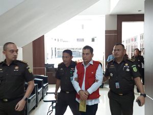 Kadinkes Sumut Ditahan Kejati Kasus Dugaan Korupsi APD COVID-19 Rp 24 M