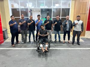Nekat Lawan Polisi Pakai Pisau, Pencuri Pagar Rumah Warga di Medan Ditembak