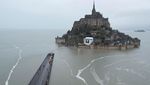Potret Mont Saint Michel Kembali Mengapung di Tengah Lautan