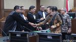 Potret SYL Jalani Sidang Eksepsi, Minta Dibebaskan dari Tahanan