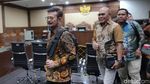 Potret SYL Jalani Sidang Eksepsi, Minta Dibebaskan dari Tahanan