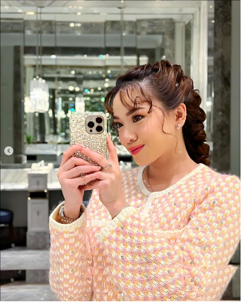 Ruhainies, artis Malaysia