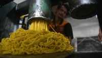 Memasuki bulan Ramadhan 1445 Hijriyah produksi mie glosor sebagai makanan untuk berbuka puasa tersebut mengalami peningkatan dibanding hari biasanya, dari sebanyak 3 ton menjadi 20 ton per hari. 