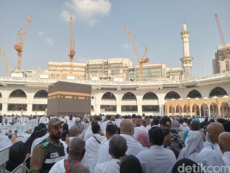 Suasana Ramadan di Baitullah, Maret 2024.