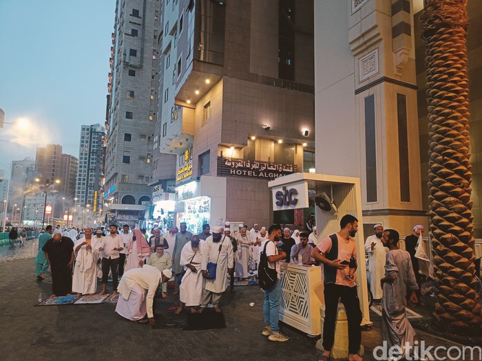 Buka Puasa di Makkah