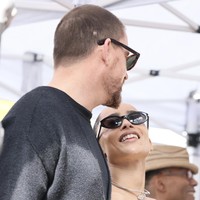 Kedua bintang film ini bertemu pertama kali pada 2017. Kala itu, Zoe yang merupakan putri musisi Lenny Kravitz tengah menggarap Pussy Island, film perdananya sebagai sutradara yang turut dibintangi Channing. (Foto: Rodin Eckenroth/Getty Images)