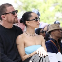 PageSix mengabarkan, harga cincin tersebut diestimasi mencapai US$ 550.000 atau sekitar Rp 8,5 miliar. Aksesori tersebut melengkapi jajaran perhiasan yang menemani gayanya. (Foto: Rodin Eckenroth/Getty Images)