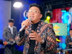 Viral Transformasi Wajah Denny Caknan Tahun 2017 Vs Kini saat Sudah Sukses