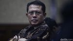 Ekspresi Mantan Sekretaris MA Hasbi Hasan Dituntut 164 Bulan Penjara