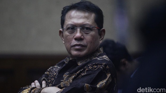 * KPK Yakin Hakim Akan Menjatuhkan Vonis Bersalah pada Hasbi Hasan dalam Sidang Hari Ini
* Menjelang Pembacaan Vonis, KPK Tetap Optimis atas Hukuman untuk Hasbi Hasan