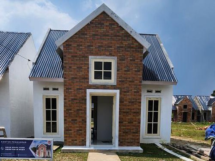 Tampilan depan rumah di Grand Musindo Prabu