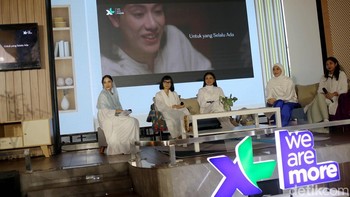 Hadir dalam acara tersebut Head Consumer Propositions XL Axiata, Sri Sofyana Sugiarmadji, Group Head XL Axiata, Lyra Filiola, Head Brand & Communication XL Axiata, Fajar Arieyantibersama para KOL Dian Ayu Lestari dan Nirina Zubir.