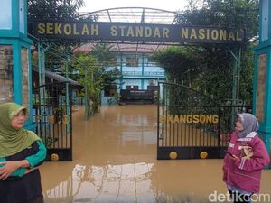 51 Sekolah di Kendal Terendam Banjir, Siswa Diliburkan