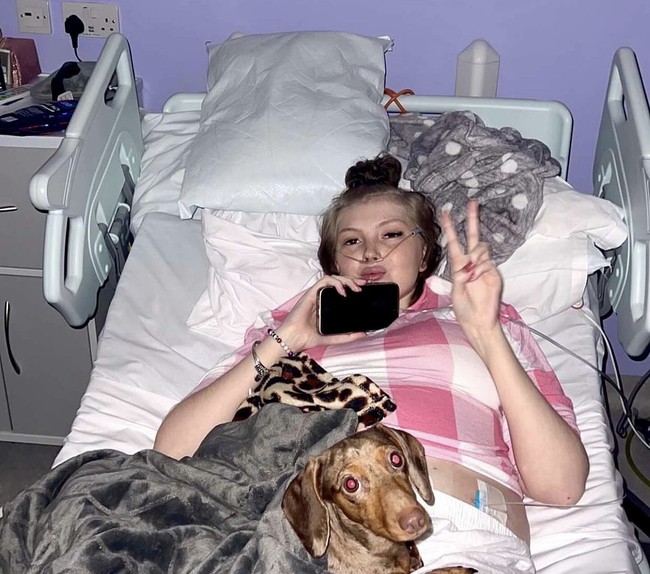 Pada tahun 2020, Leah berbicara dengan Liverpool Echo, mengungkapkan alasan di balik keputusannya untuk berbagi kisahnya di TikTok.  Foto: Dok. Instagram @xx_leahsmith