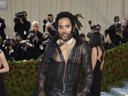 Lenny Kravitz Rilis Album Baru 'Blue Electric Light' untuk Meksiko