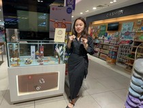 Cerita Jutawan Jam Tangan Kayu Bangun Bisnis & Ikut Pameran, Transaksi QRIS Diminati