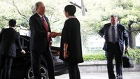 Retno Marsudi menyambut kedatangan Winston Peters di kantor Kementerian Luar Negeri, Jakarta, Kamis (14/3/2024).