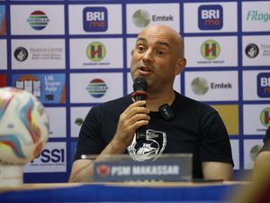 Pelatih PSM Akui Kekalahan 2-3 dari Arema FC gegara Kesalahan Sendiri