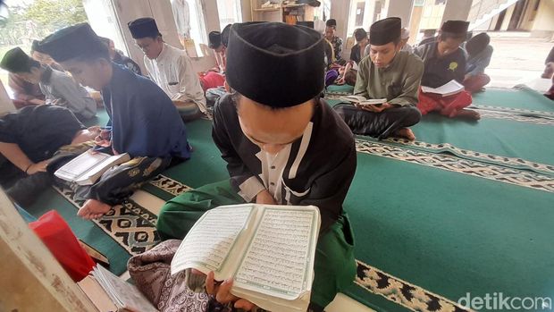 Ponpes Miftahunnaja Al Musri 1 Kabupaten Sumedang.