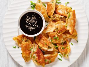Oishii! 3 Resep Jajanan Jepang yang Gurih Nikmat Buat Camilan
