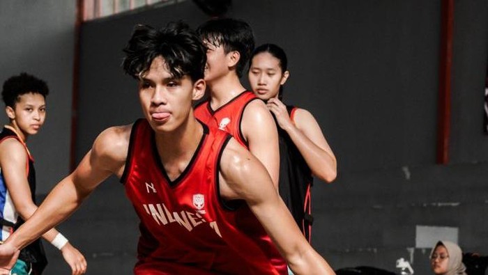 Timnas basket 3x3 putra dan putri Indonesia tengah menjalani persiapan ke ajang FIBA 3x3 Asia Cup 2024.