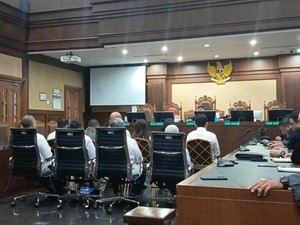 10 Terdakwa Kasus Mark Up Tukin ESDM Divonis 2 hingga 6 Tahun Penjara