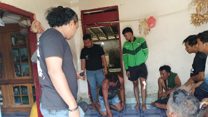 7 warga di Kolaka Timur digerebek main judi.