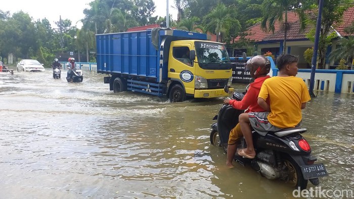 Banjir Sampang