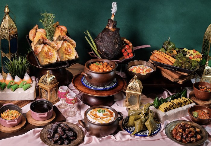 Buka Puasa dengan Nasi Tutug Oncom dan Lamb Kofta di Lantai 62 The Langham