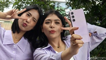 Galaxy A35 dibekali kamera selfie 13 MP. Foto: Adi Fida Rahman/detikINET