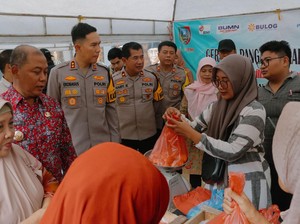 Gerakan Pangan Murah di Polres Jombang Diserbu 300 Warga, 4 Ton Beras Ludes