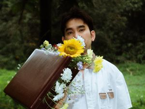 Rindu dan Penyesalan Jesenn Berpadu dalam Melodi Menyentuh Hati
