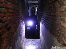 Aksi Jumantik Buru Jentik Nyamuk demi Basmi DBD di Permukiman Kumuh Jakarta