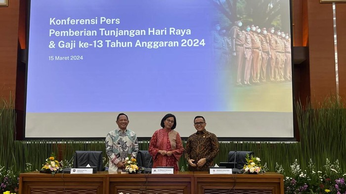 Konferensi Pers THR dan Gaji ke-13 Tahun 2024, di Kantor Kementerian Keuangan, Jakarta Pusat, Jumat (15/3/2024).