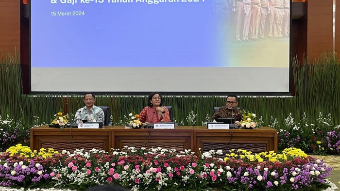 Konferensi Pers THR dan Gaji ke-13 Tahun 2024.