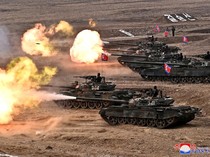 Korut Pamer Keganasan Tank Baru Saat Demonstasi Militer